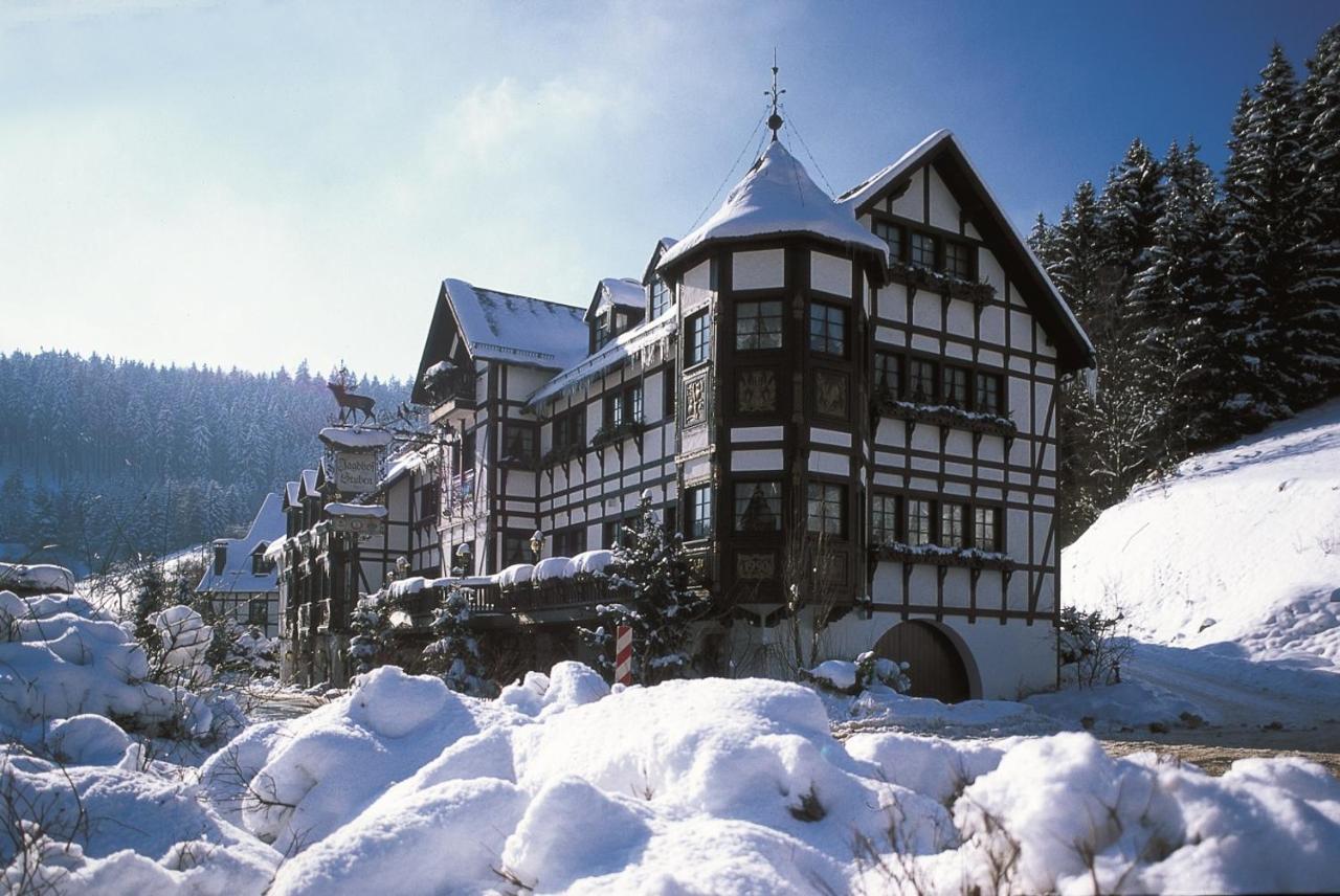 Relais&Châteaux Jagdhof Glashütte Bad Laasphe Extérieur photo